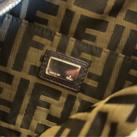 Fendi Spy Leather Hobo Bag with a Fendi dust bag - Picture 9 of 13